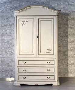 Armadio 2 porte e 3 cassetti laccato e decorato a mano
