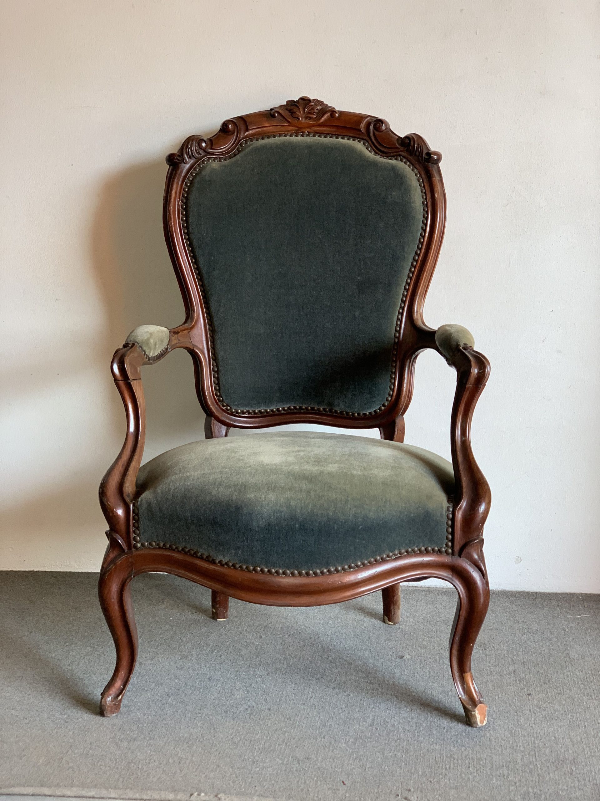 E321 - Poltrona originale in mogano