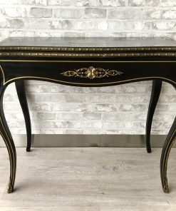 Tavolino da gioco originale con bronzi e filetti in ottone