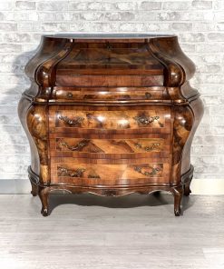 Bureau originale in radica di noce