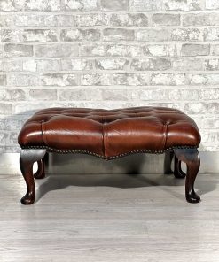 Poggiapiedi Chesterfield originale inglese in pelle marrone