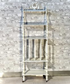 Etagere originale in faggio con finitura laccata