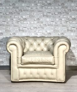 Poltrona Chesterfield originale inglese in pelle bianca