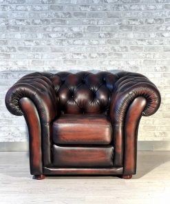 Poltrona Chesterfield originale inglese in pelle bordeaux