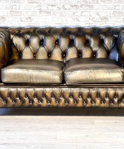Divano Chesterfield 2 posti originale inglese in pelle marrone-gold