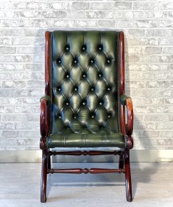 Poltrona Chesterfield mod. Slipper originale inglese in pelle verde
