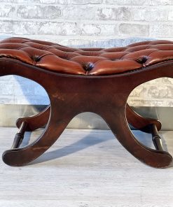 Panchina Chesterfield originale inglese in pelle bordeaux