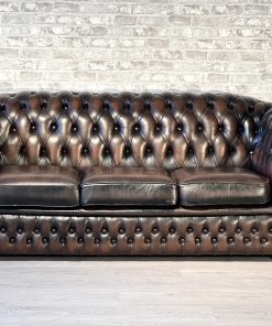 Divano Chesterfield 3 posti originale inglese in pelle marrone