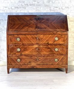 Bureau originale lastronato in noce