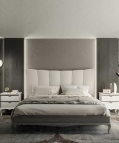 Letto in frassino con testata imbottita